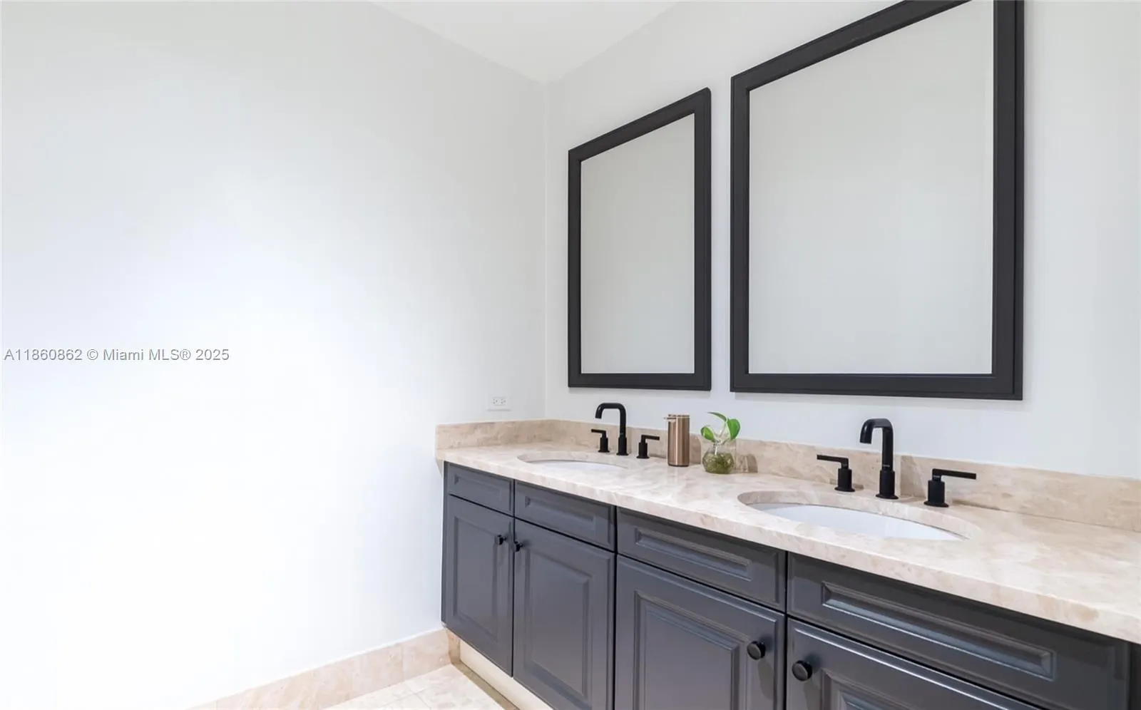 1425 Brickell Ave, #41A