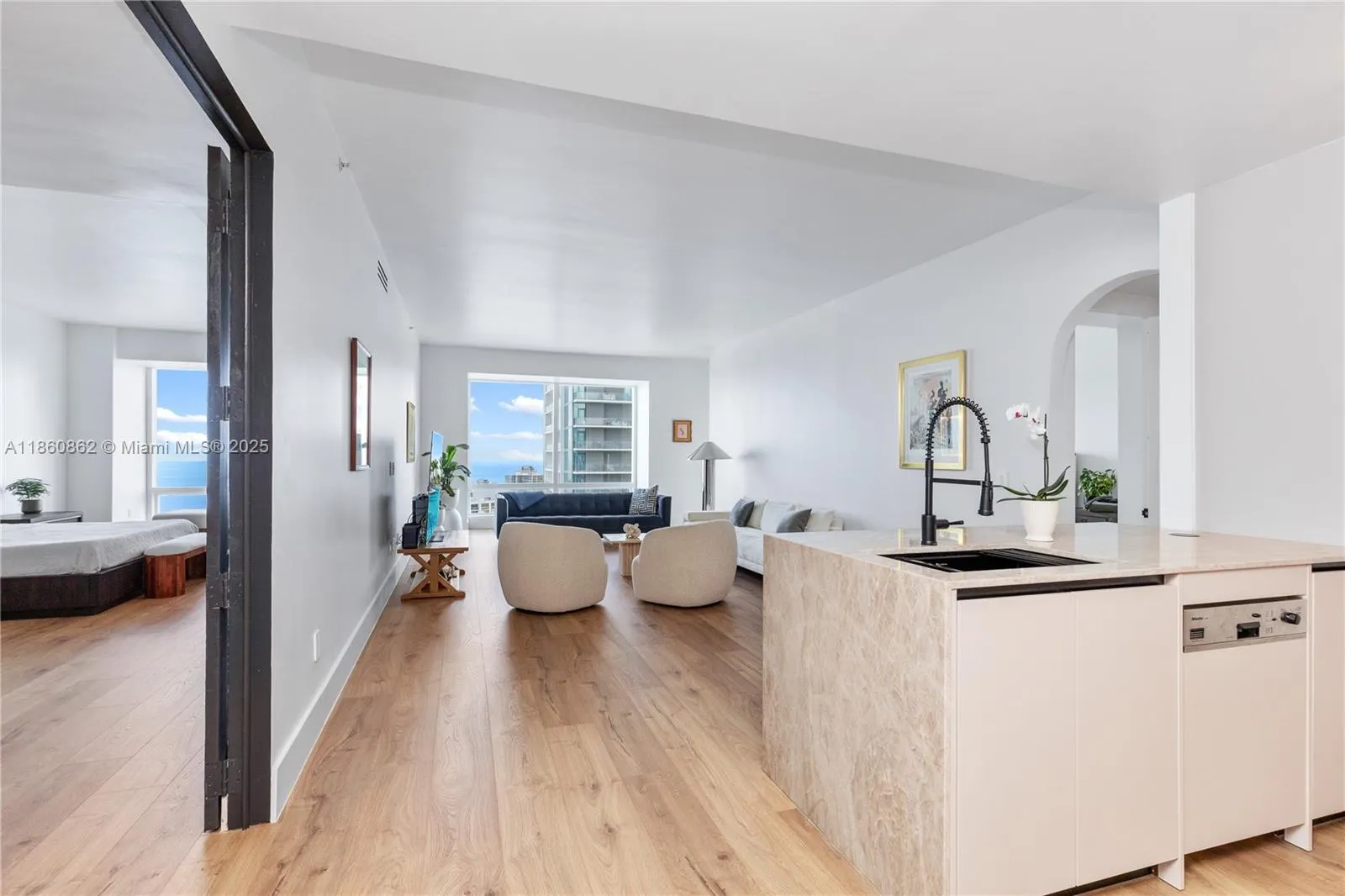 1425 Brickell Ave, #41A