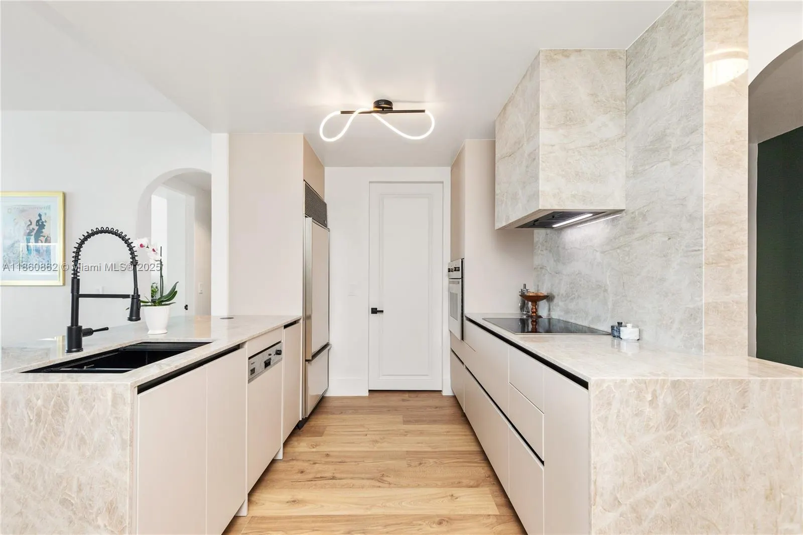 1425 Brickell Ave, #41A