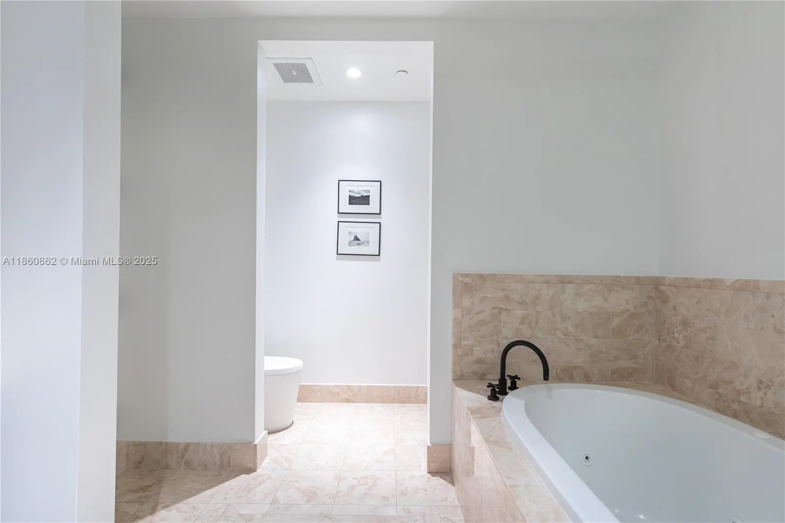 1425 Brickell Ave, #41A