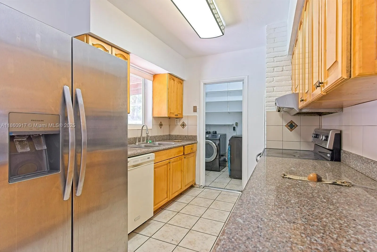 5700 NW 111th Ter
