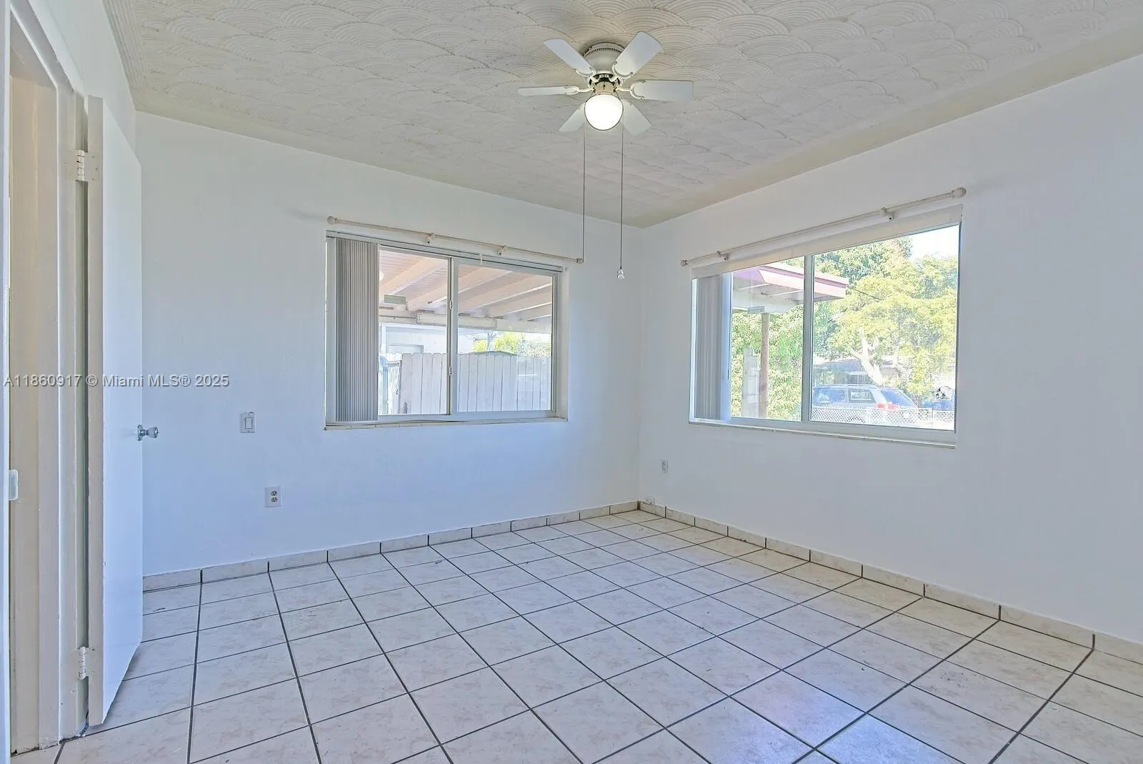 5700 NW 111th Ter