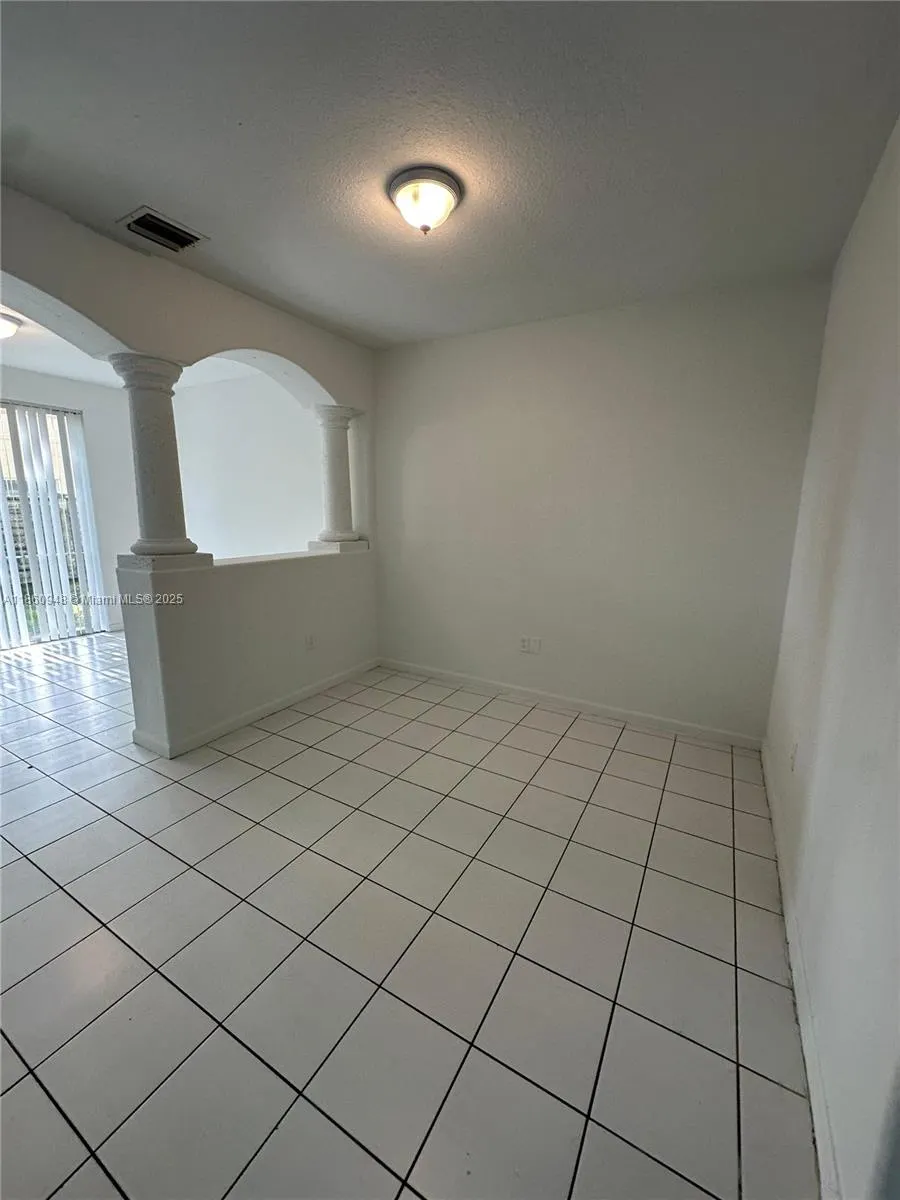 2438 SE 14th Ave, #280