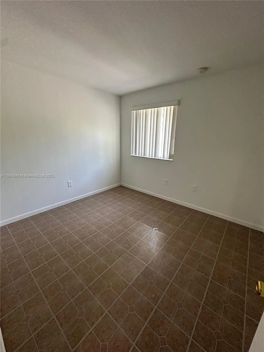 2438 SE 14th Ave, #280