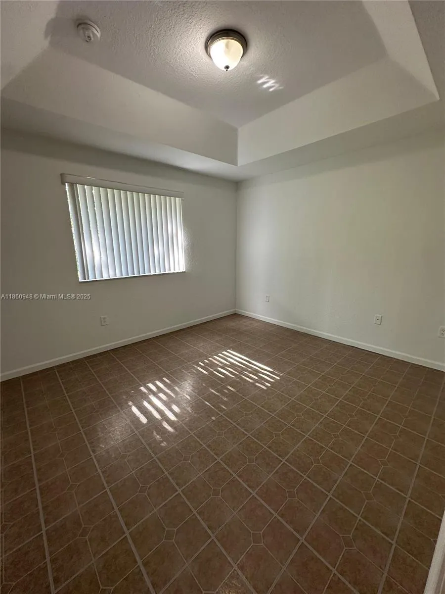 2438 SE 14th Ave, #280