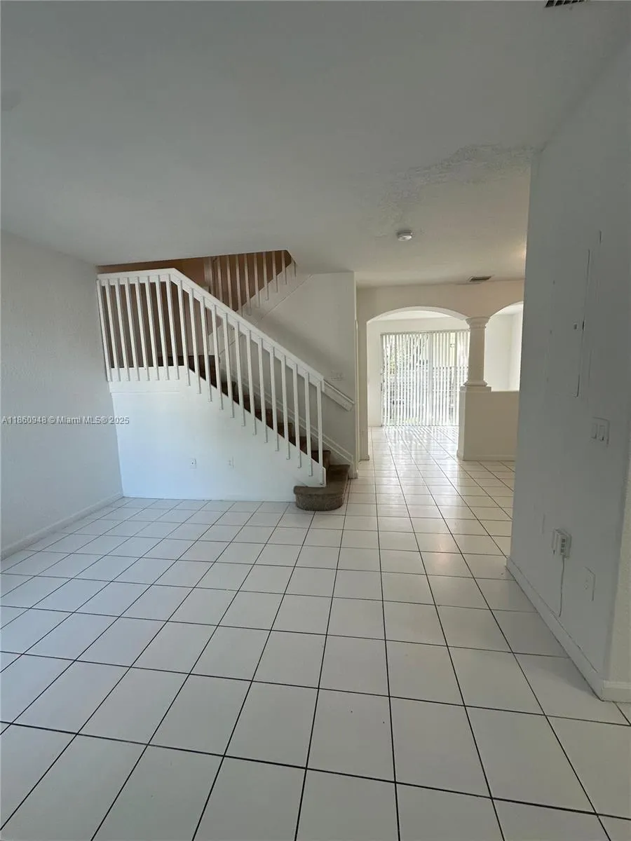 2438 SE 14th Ave, #280