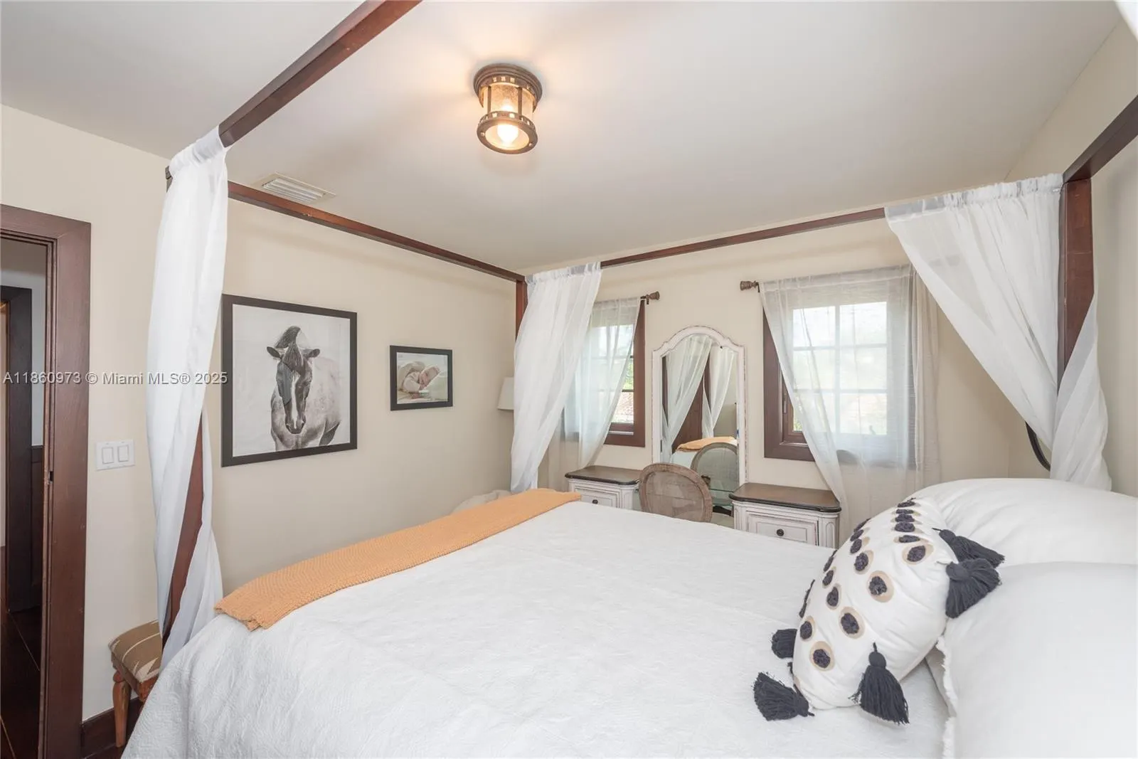 3621 VISCAYA CT
