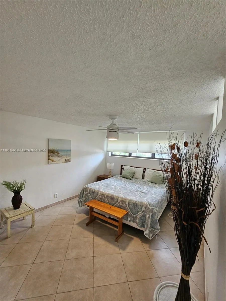 4628 Bougainvilla Dr