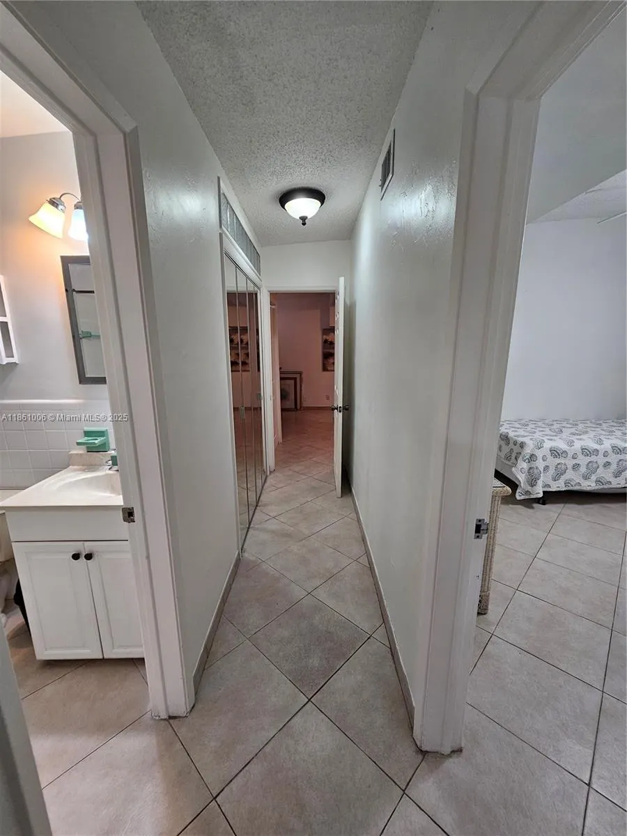 4628 Bougainvilla Dr