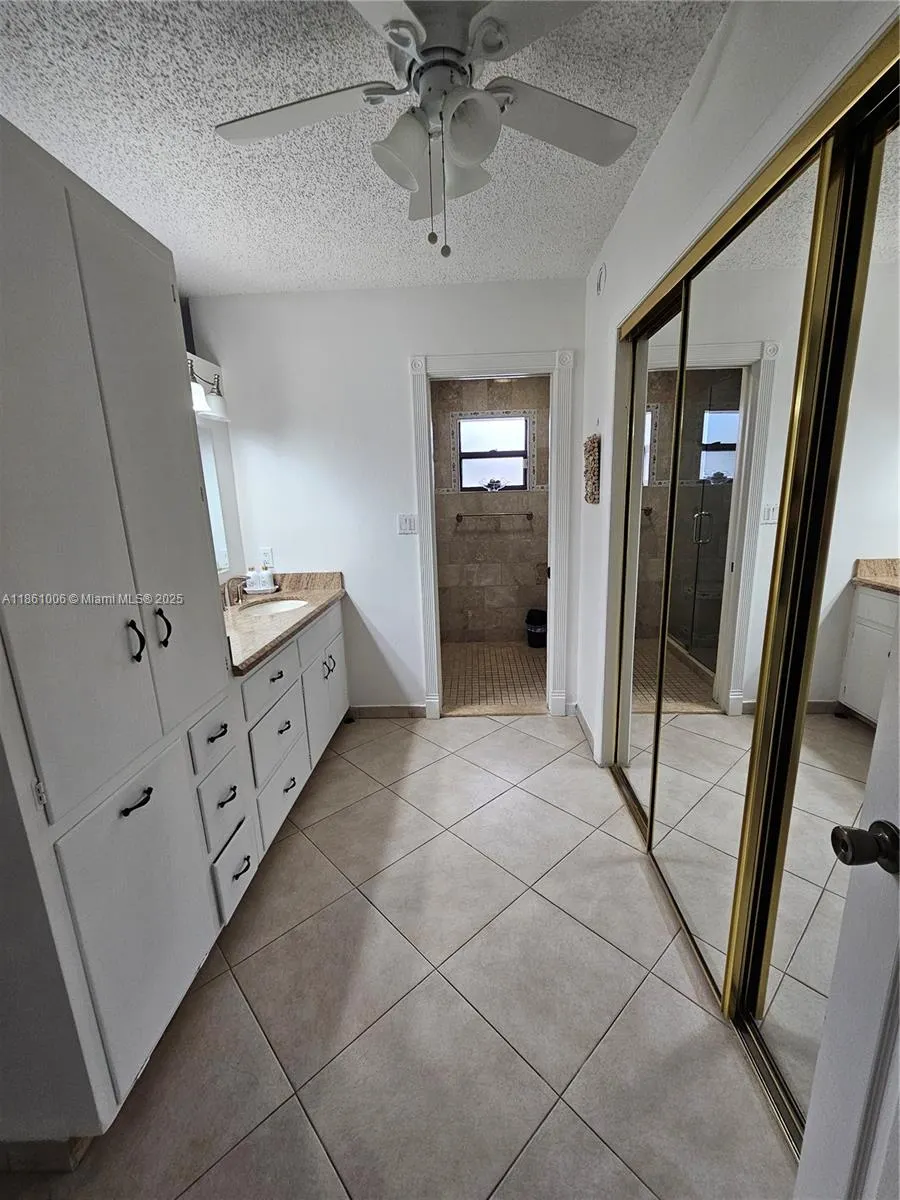 4628 Bougainvilla Dr