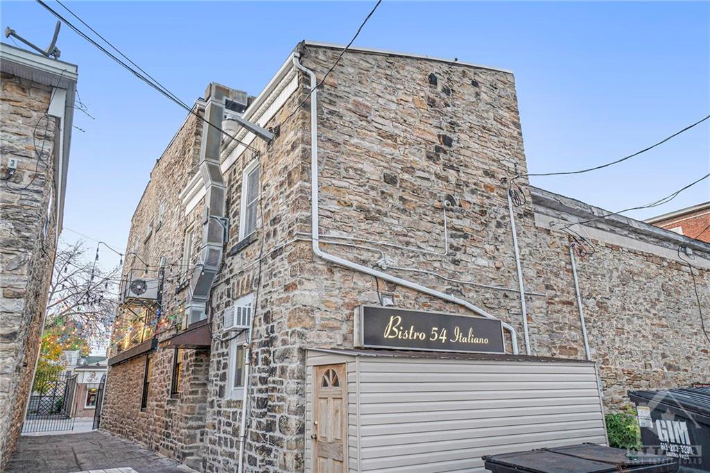 54 FOSTER Street