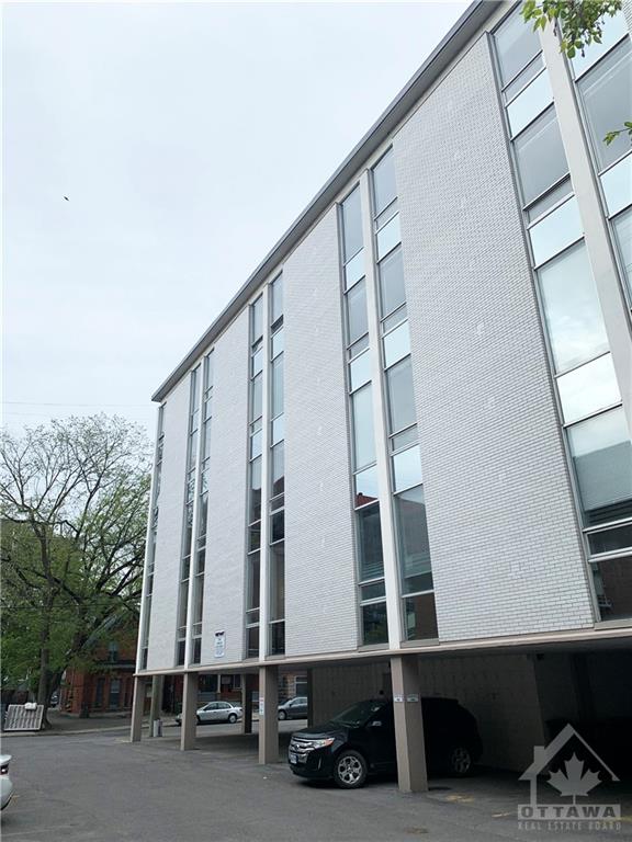 309 COOPER Street, #401