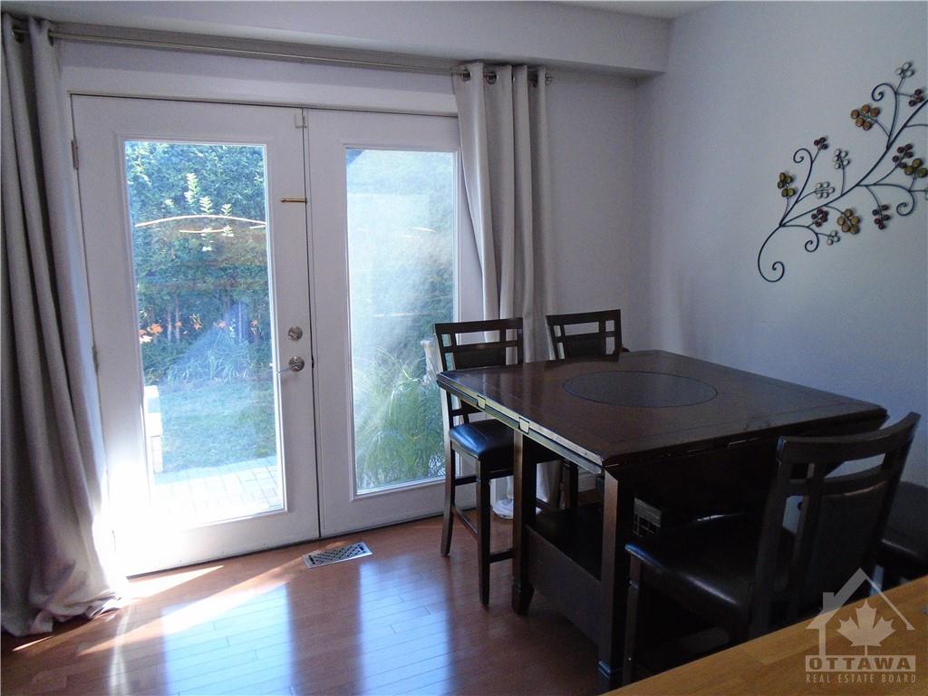 23 WATERTON Crescent