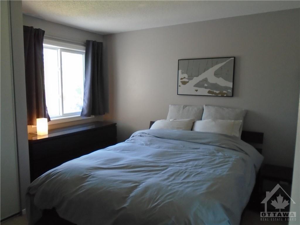 23 WATERTON Crescent