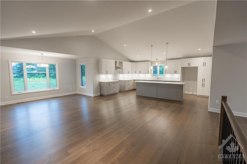 5 WHITETAIL Avenue