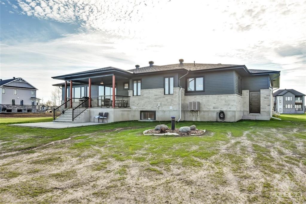 Listing 1320924 - Large Photo # 30