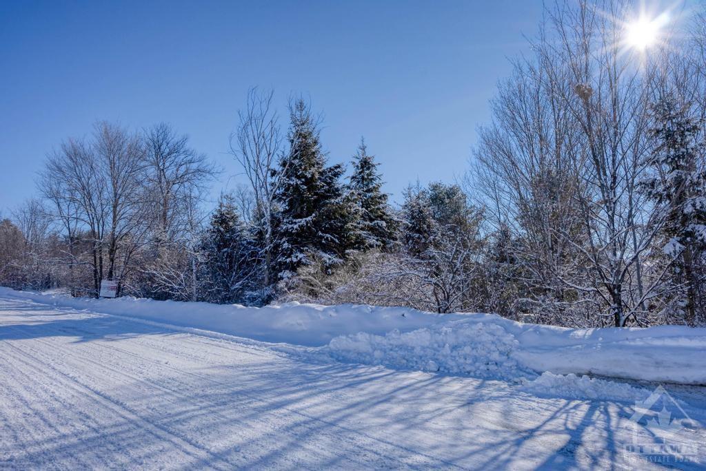 Listing 1322241 - Large Photo # 1