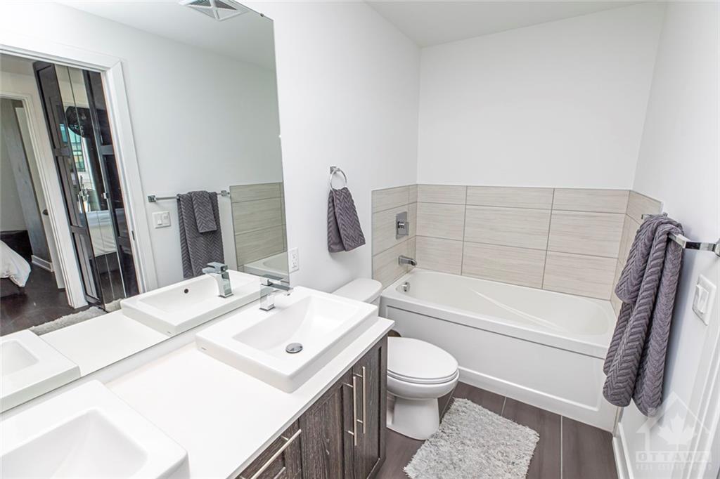 Listing 1322547 - Large Photo # 17