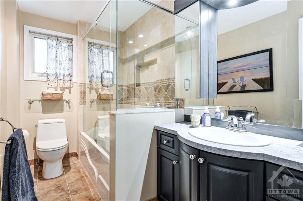 Listing 1325168 - Large Photo # 22