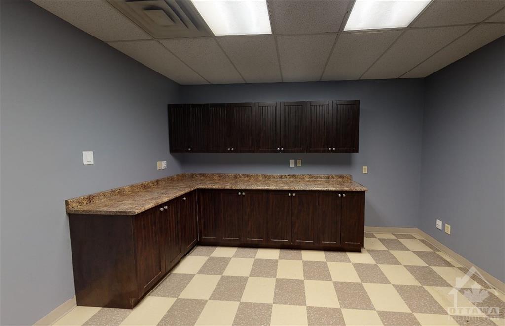 308 LEGGET Drive, #100