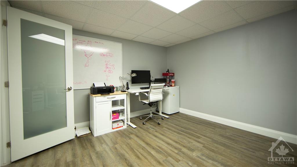 34 CAPITAL Drive, #34