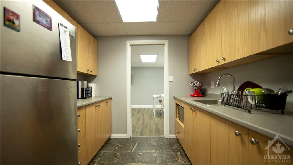 34 CAPITAL Drive, #34