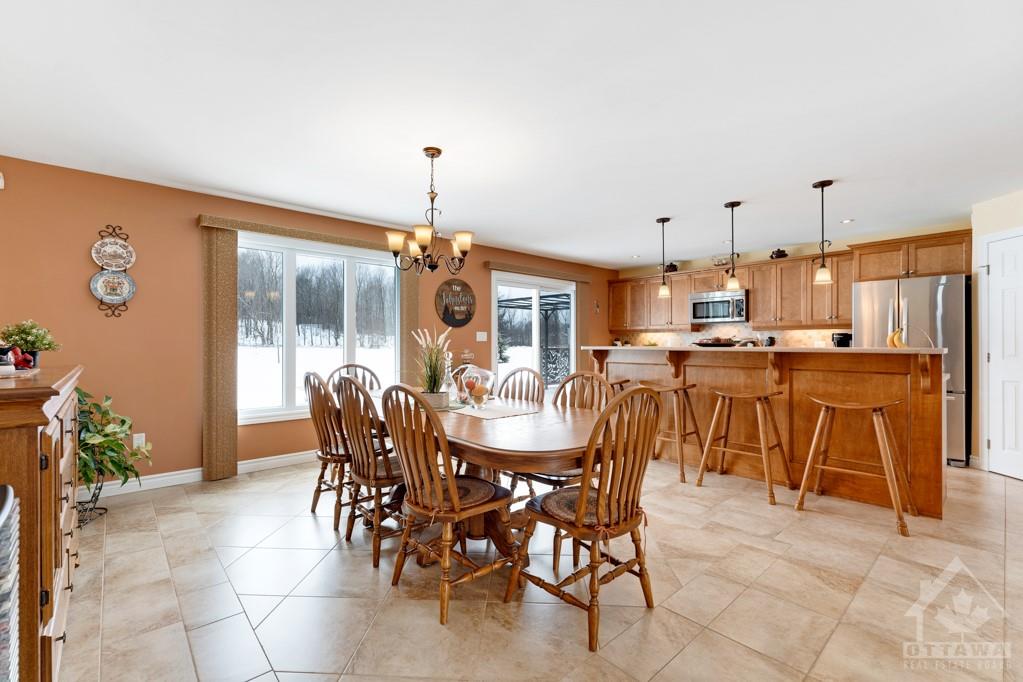 Listing 1327934 - Large Photo # 6