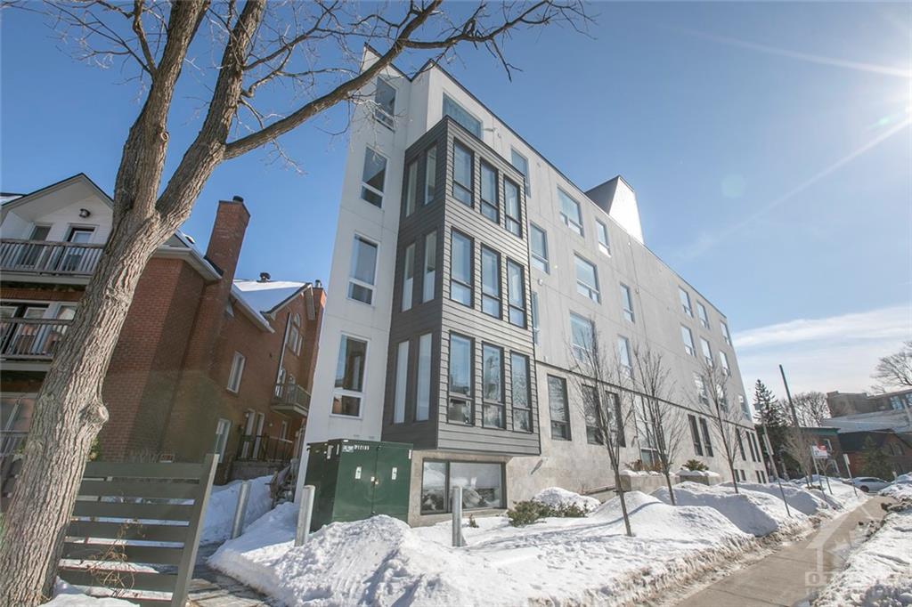 Listing 1332165 - Large Photo # 1