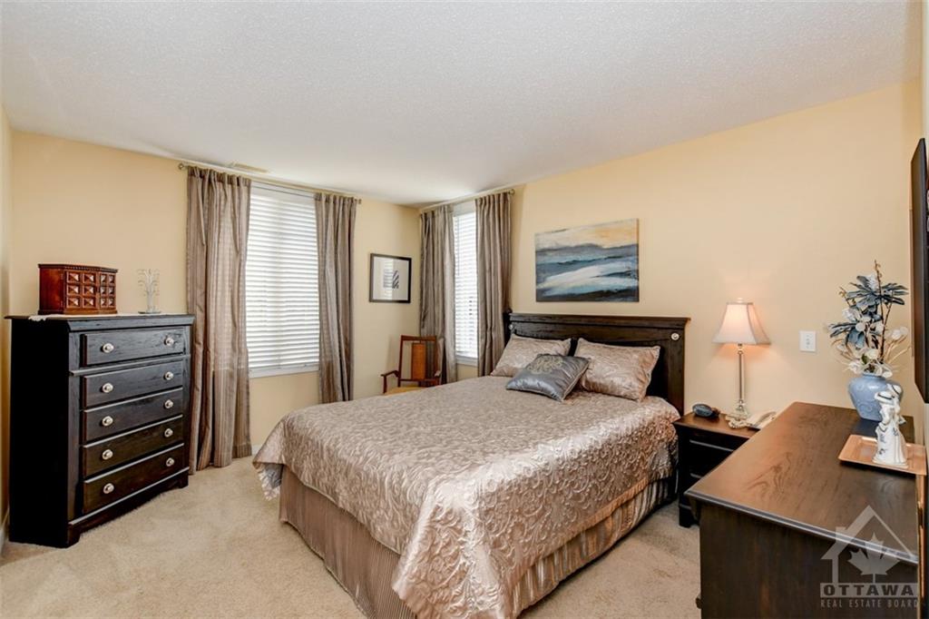 Listing 1332444 - Large Photo # 15