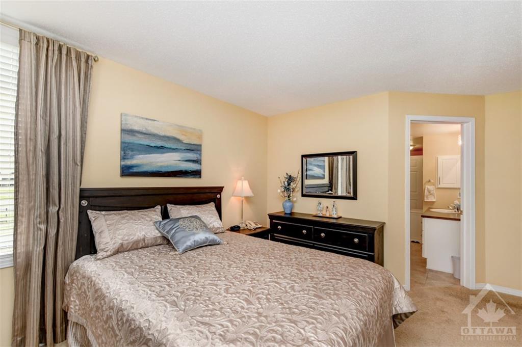 Listing 1332444 - Large Photo # 16