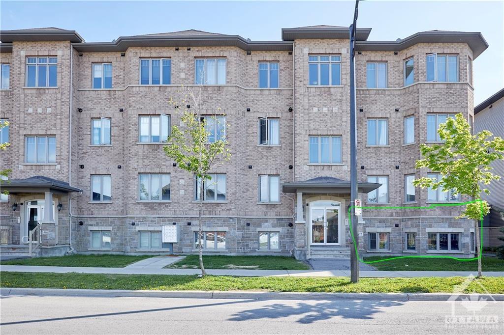 472 VIA VERONA Avenue, #2