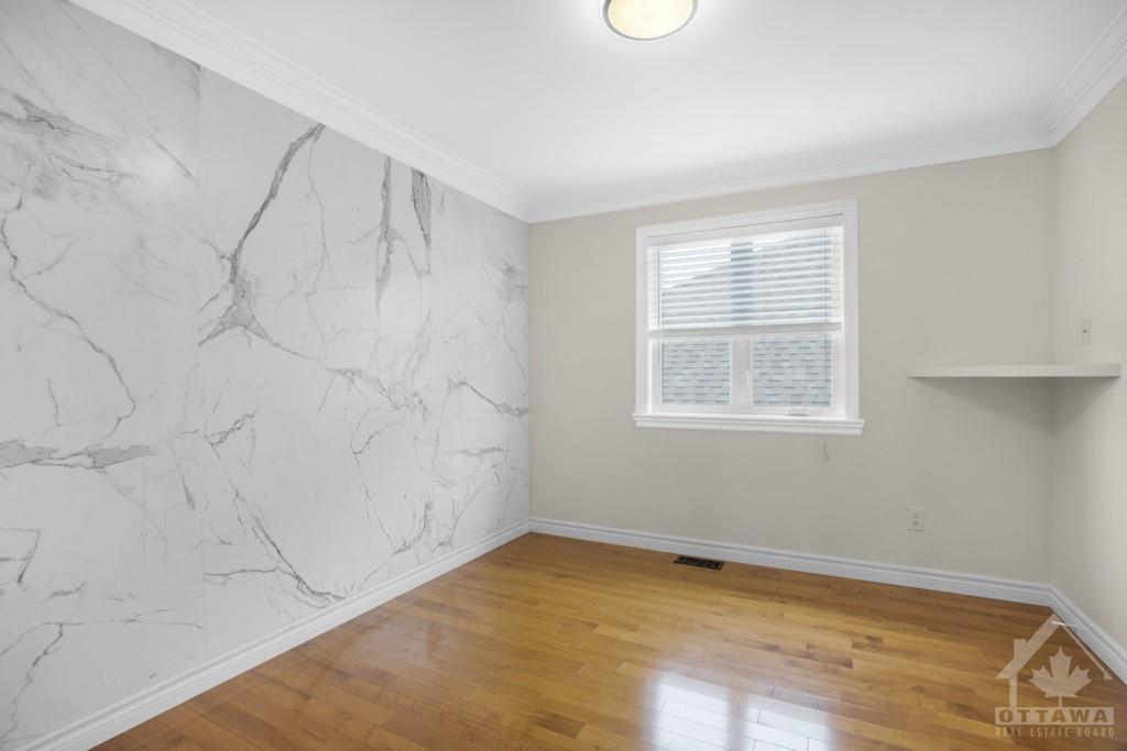 257 STERLING Avenue