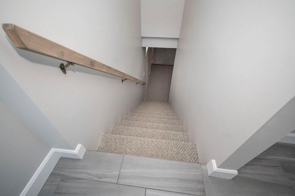 28 FORRESTER Way