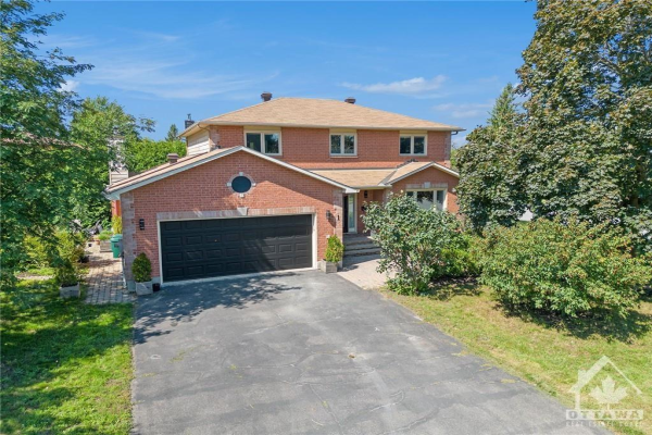 1 HEDGEROW Lane, Stittsville