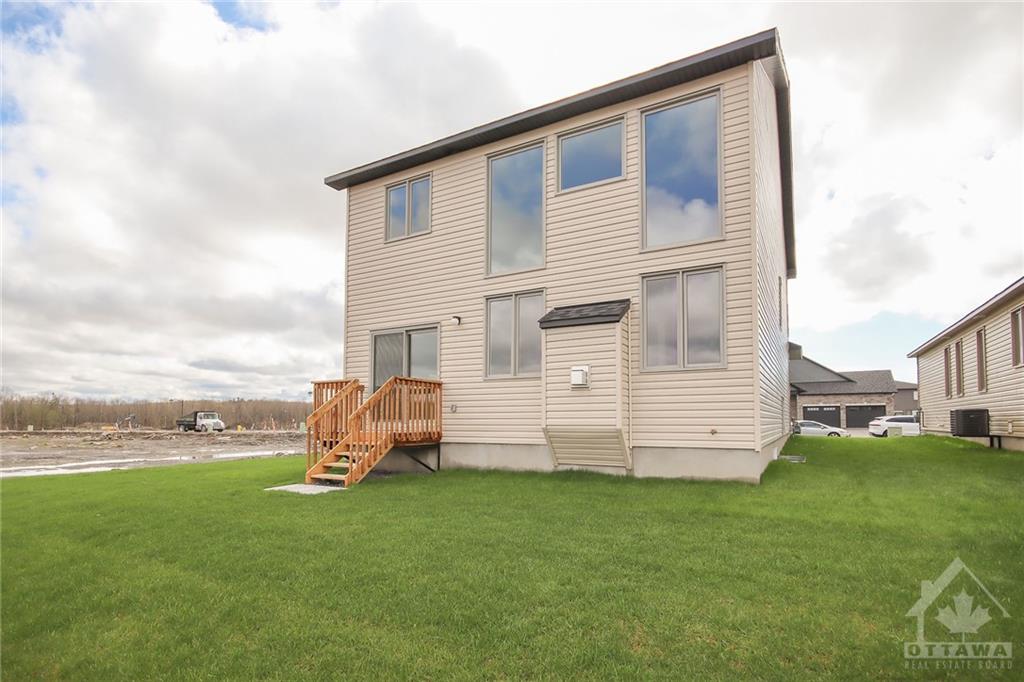 302 TURQUOISE Street