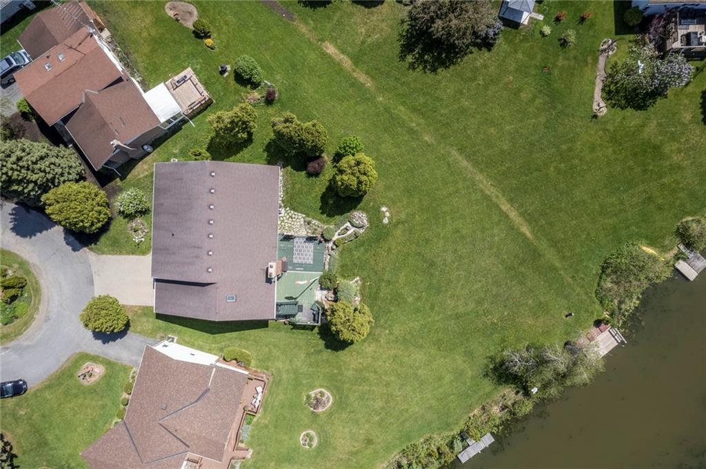6266 MACDONALD Court