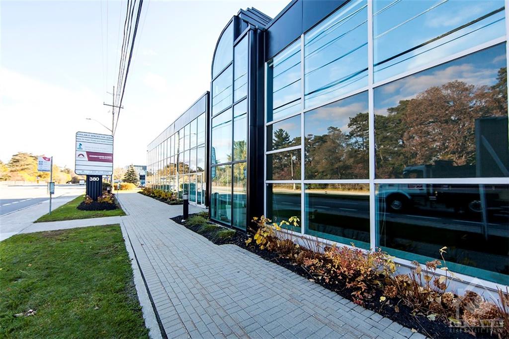 380 HUNT CLUB Road, #203