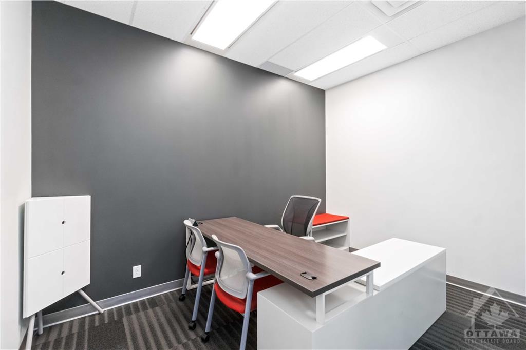 450 MARCH Road, #500