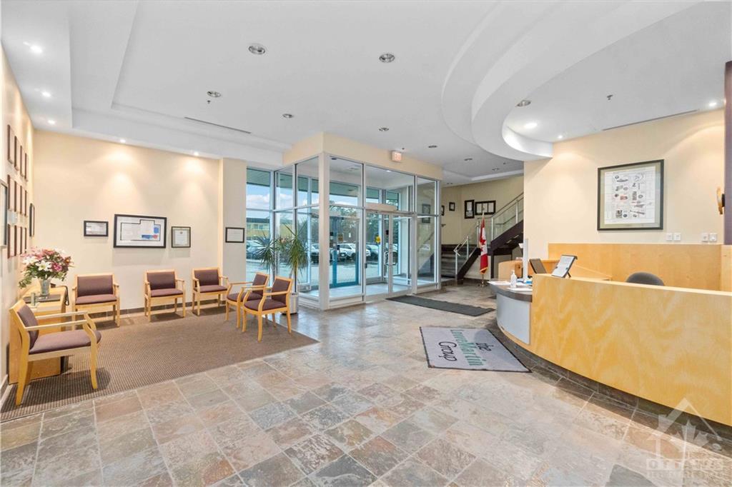 400 HUNT CLUB Road