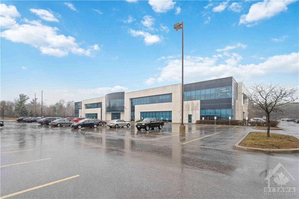 400 HUNT CLUB Road