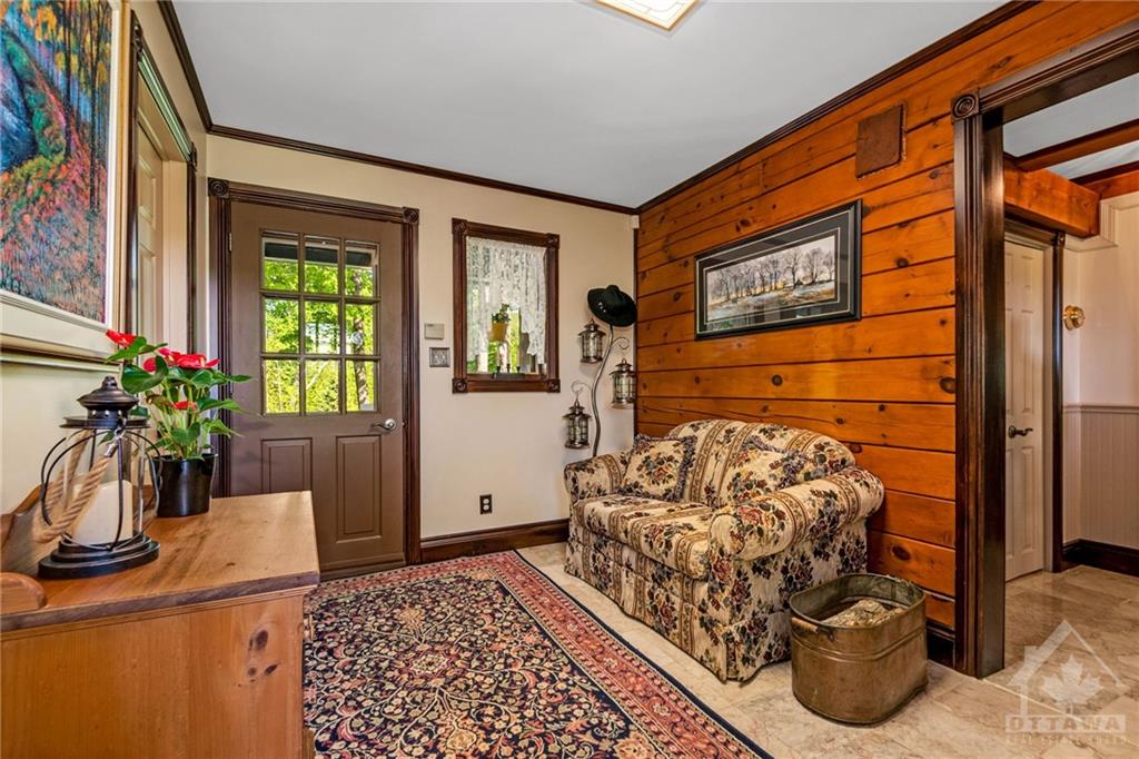 880 TOWNLINE Road