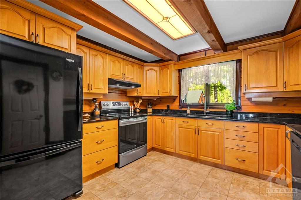 880 TOWNLINE Road