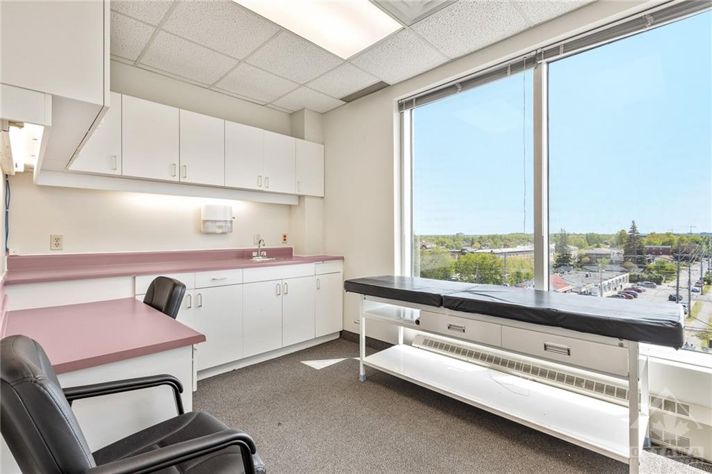 595 MONTREAL Road, #200