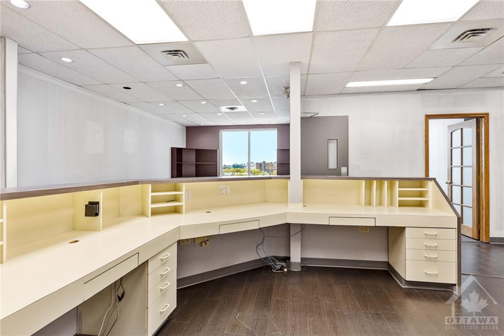 595 MONTREAL Road, #501