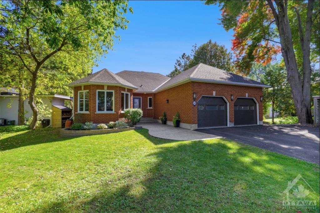 10 WATERBEND Lane