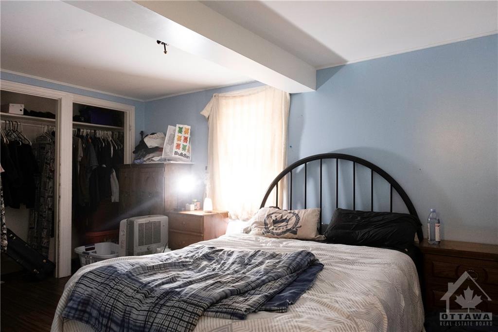 229 ELGIN Street