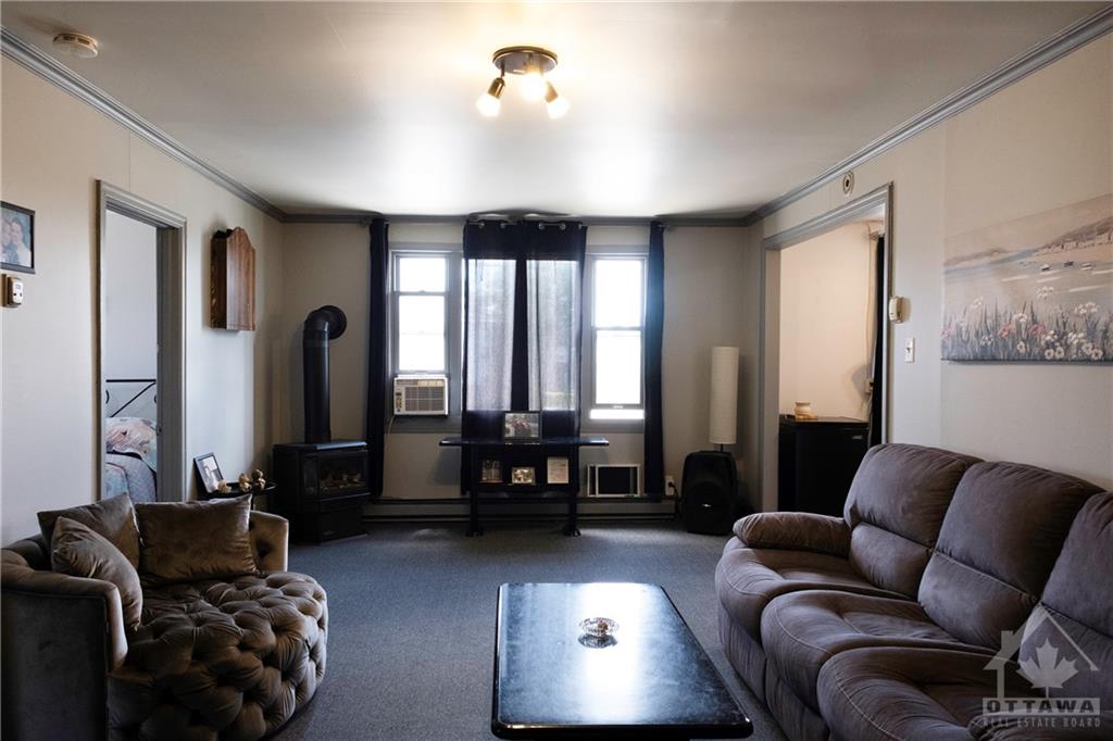 229 ELGIN Street