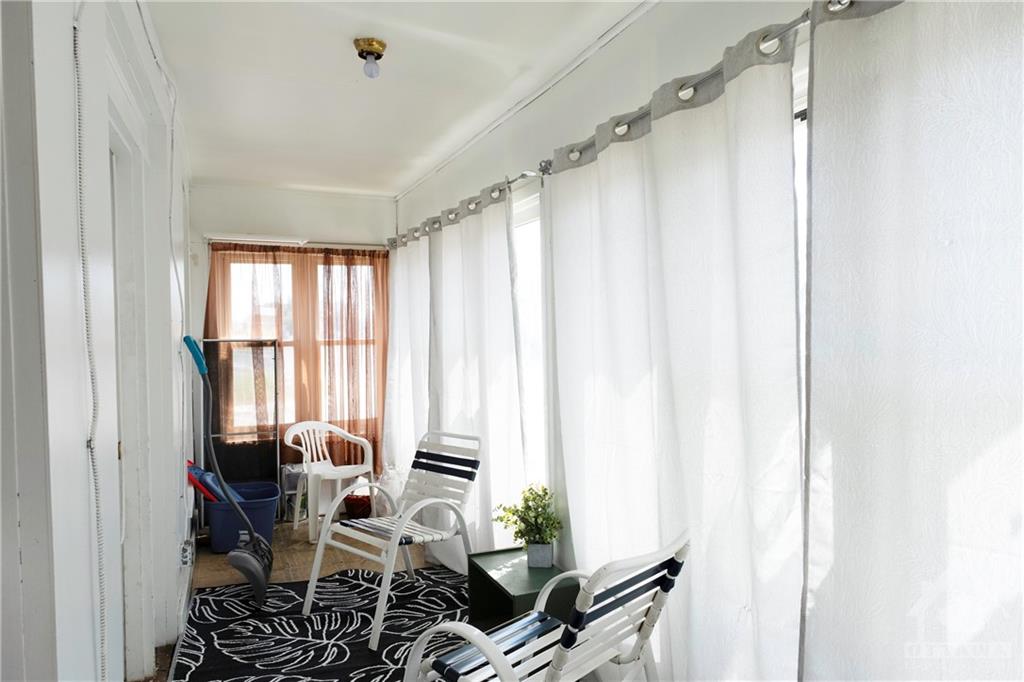 229 ELGIN Street
