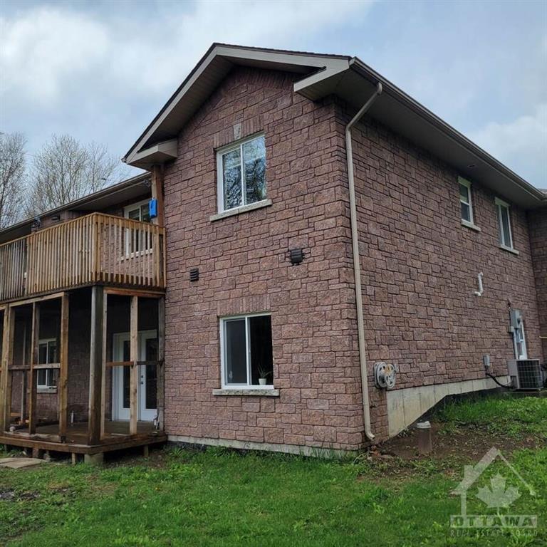 6737 6TH CONCESSION Road