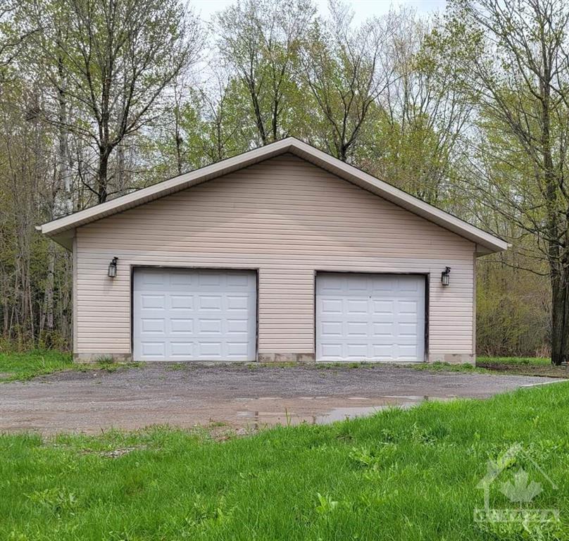 6737 6TH CONCESSION Road